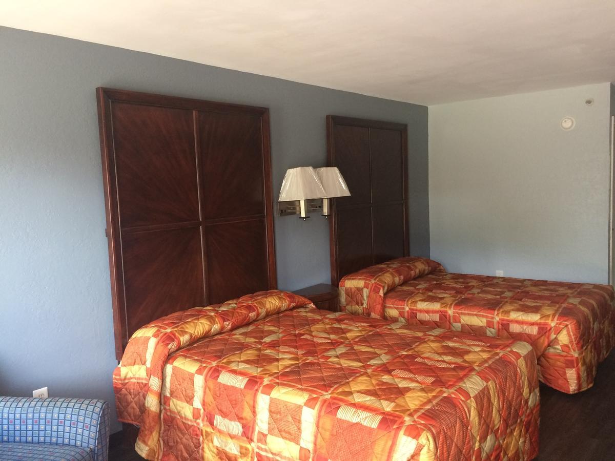 Gulf American Inns Декейтер Экстерьер фото
